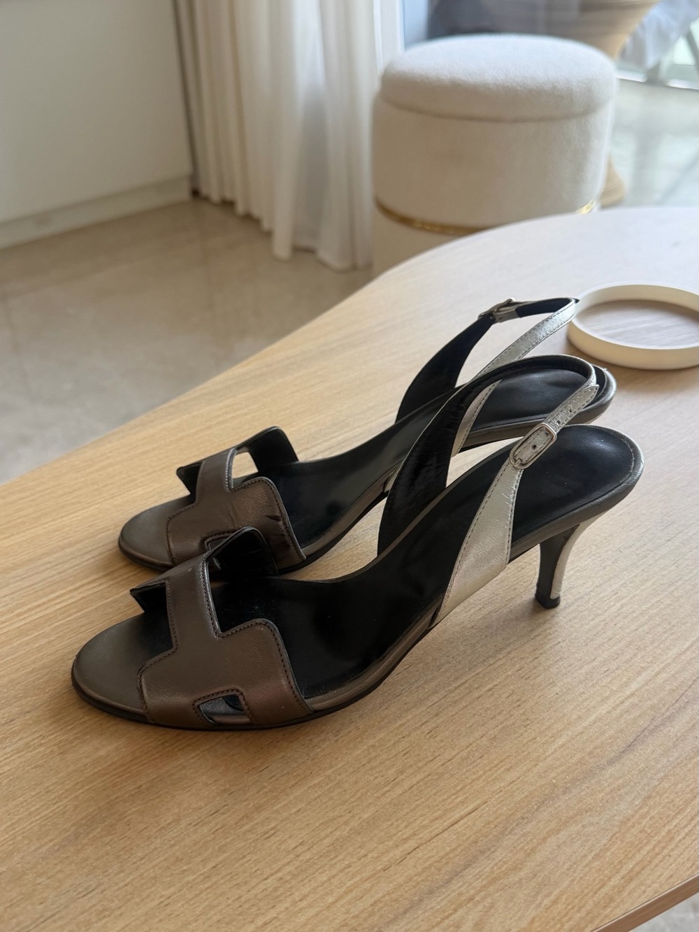 Hermès Oasis Slingback Sandals – Size 37 - Picture 10 of 11